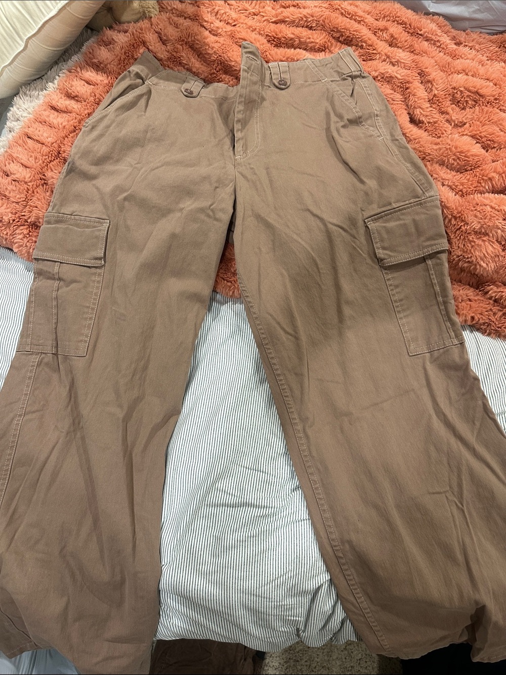 Hollister Brown Cargo Utility Pants